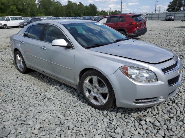 1G1ZF5E75CF243757 - 2012 CHEVROLET MALIBU 3LT ვერცხლისფერი ფოტო 4