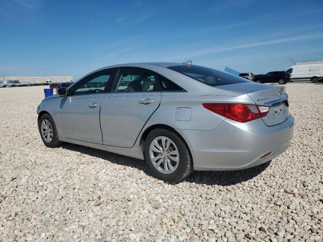 5NPEB4AC5CH437077 - 2012 HYUNDAI SONATA GLS SILVER photo 2