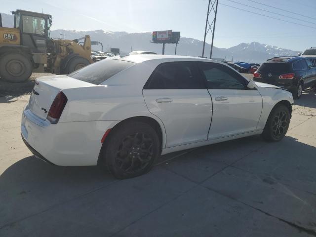 2C3CCAGG5KH569362 - 2019 CHRYSLER 300 S WHITE photo 3