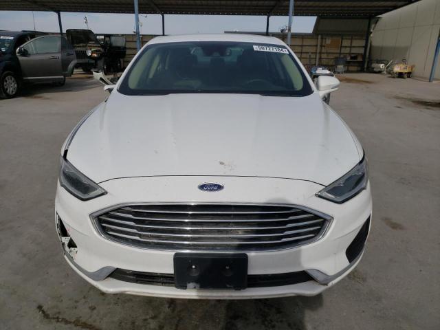 3FA6P0CD2KR139897 - 2019 FORD FUSION SEL WHITE photo 5