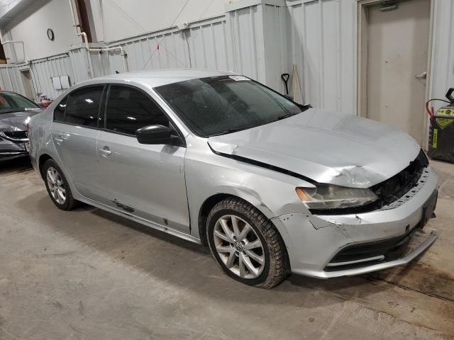 3VWD17AJ4FM273752 - 2015 VOLKSWAGEN JETTA SE SILVER photo 4