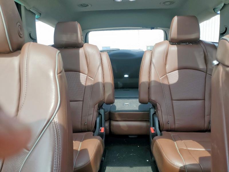 5GAEVCKW0JJ155879 - 2018 BUICK ENCLAVE AVENIR GRAY photo 10