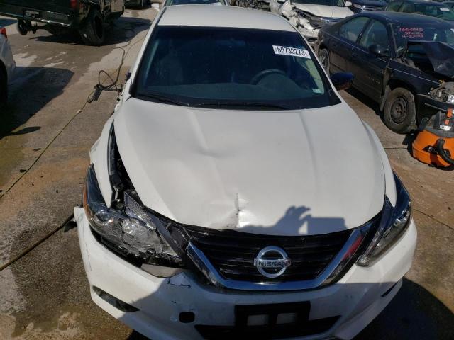 1N4AL3AP7HC216758 - 2017 NISSAN ALTIMA 2.5 WHITE photo 5