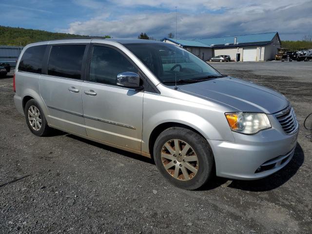 2A4RR8DG6BR705150 - 2011 CHRYSLER TOWN & COU TOURING L SILVER photo 4