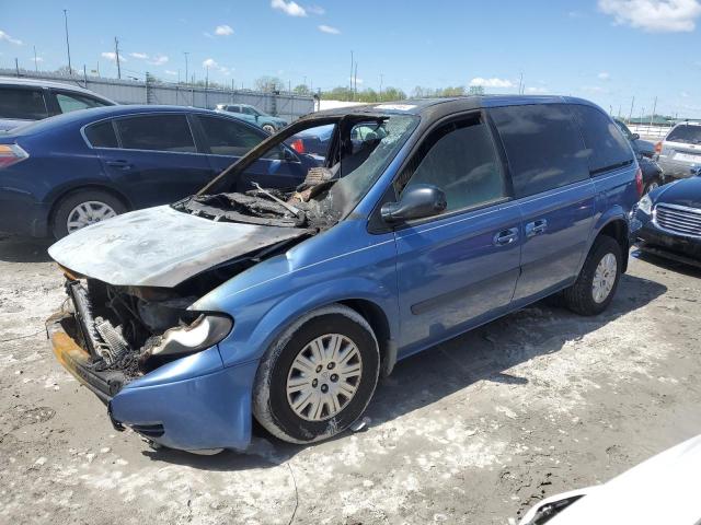 1A4GJ45R37B155340 - 2007 CHRYSLER TOWN & COU LX BLUE photo 1