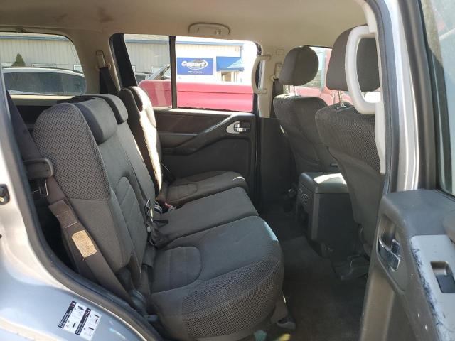 5N1AR18U66C619213 - 2006 NISSAN PATHFINDER LE 银色 照片 11