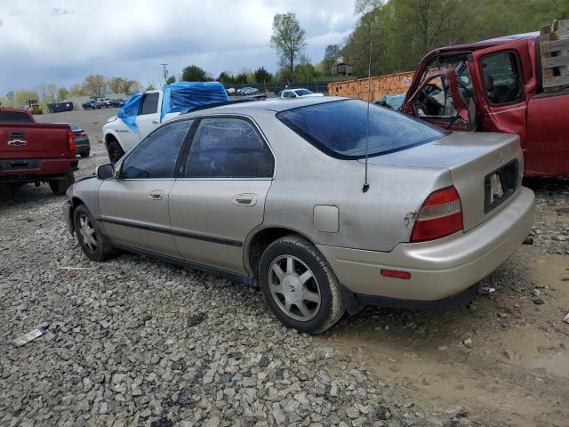 1HGCD5663SA111067 - 1995 HONDA ACCORD EX GOLD photo 2