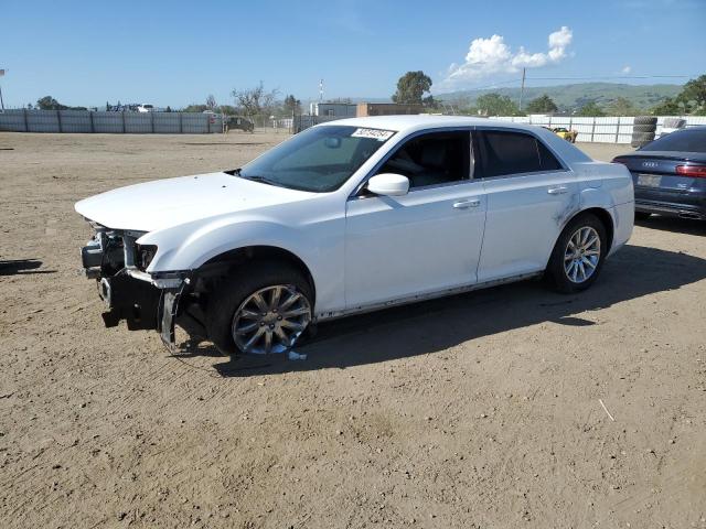 2C3CCAAG4DH588643 - 2013 CHRYSLER 300 WHITE photo 1