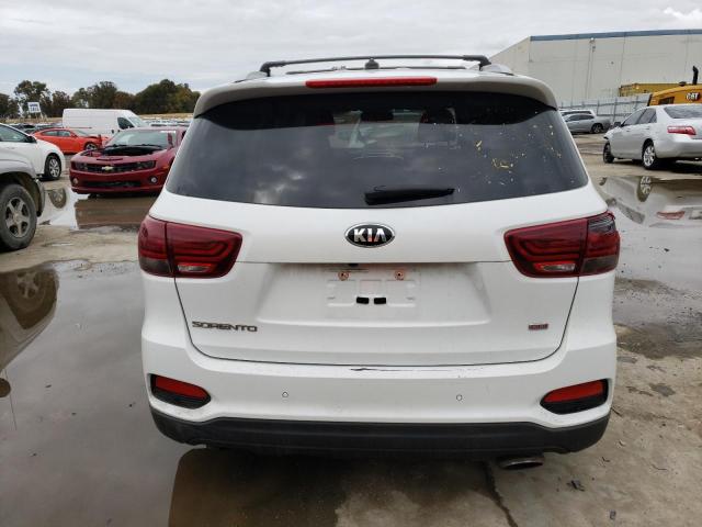 5XYPGDA33LG710325 - 2020 KIA SORENTO L WHITE photo 6