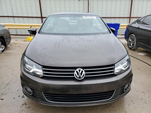 WVWBW8AH0GV000961 - 2016 VOLKSWAGEN EOS KOMFORT GRAY photo 5