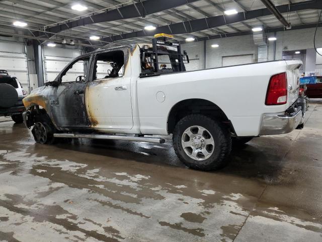 3C63R3DJ2JG423299 - 2018 RAM 3500 SLT WHITE photo 2