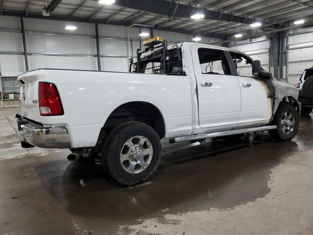 3C63R3DJ2JG423299 - 2018 RAM 3500 SLT WHITE photo 3