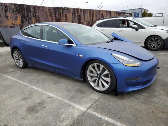 5YJ3E1EA1JF036286 - 2018 TESLA MODEL 3 BLUE photo 4