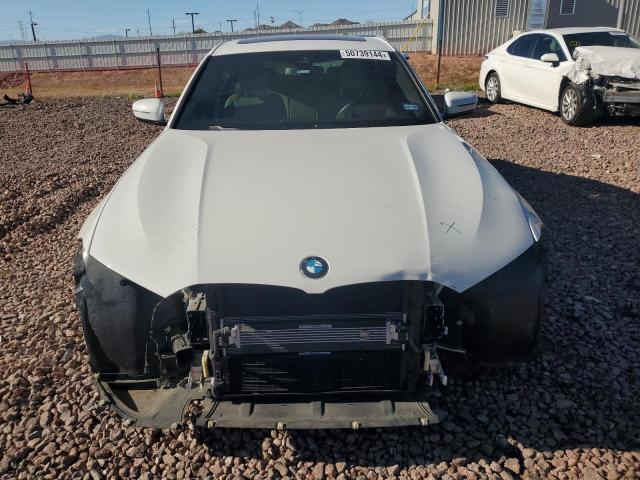 3MW5R1J59K8B03578 - 2019 BMW 330I WHITE photo 5