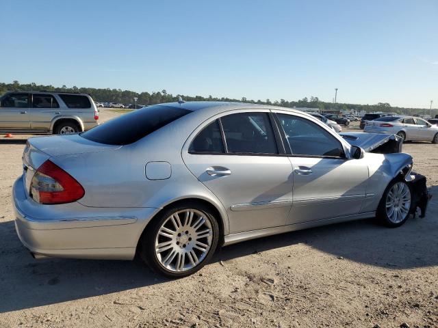 WDBUF56X98B354180 - 2008 MERCEDES-BENZ E 350 SILVER photo 3