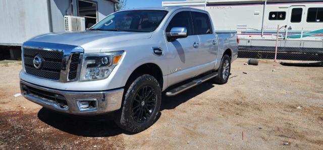 1N6AA1E55HN511825 - 2017 NISSAN TITAN SV SILVER photo 2