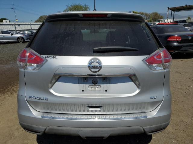 KNMAT2MTXFP561995 - 2015 NISSAN ROGUE S SILVER photo 6