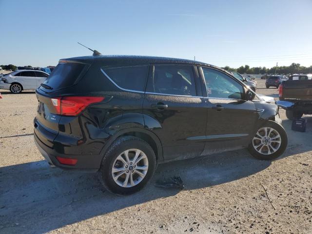 1FMCU9G9XKUC08520 - 2019 FORD ESCAPE SE BLACK photo 3