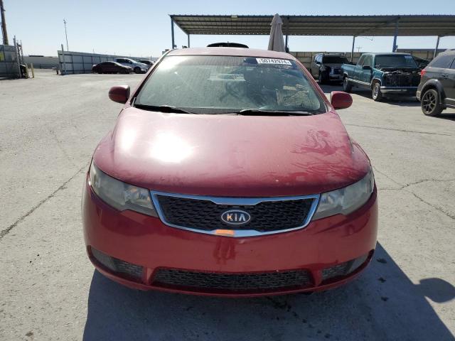 KNAFU4A26D5737232 - 2013 KIA FORTE EX RED photo 5