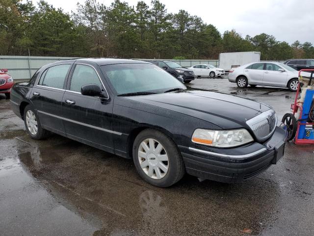 1LNHM88W45Y606680 - 2005 LINCOLN TOWN CAR EXECUTIVE BLACK photo 4