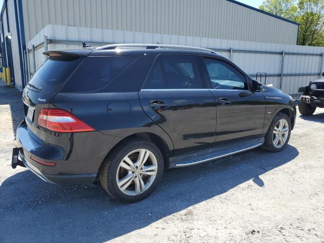 4JGDA5HB7CA036263 - 2012 MERCEDES-BENZ ML 350 4MATIC BLACK photo 3