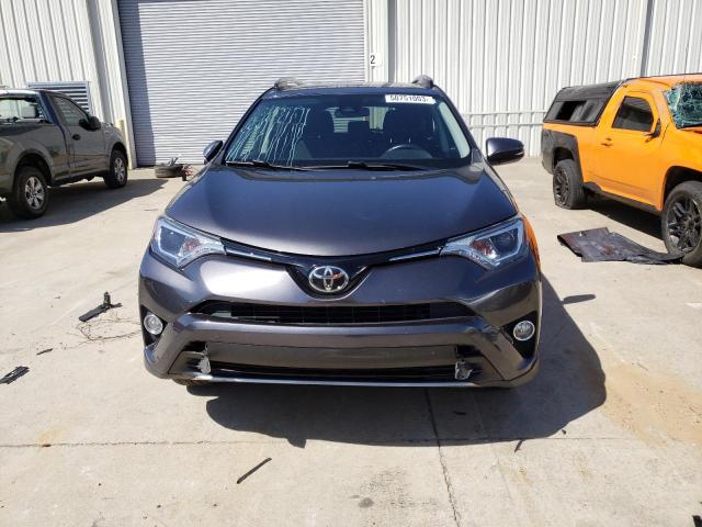 JTMWFREV5HJ703861 - 2017 TOYOTA RAV4 XLE GRAY photo 5