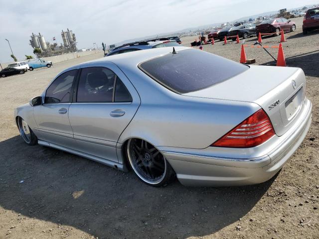 WDBNG75J34A409894 - 2004 MERCEDES-BENZ S 500 GRAY photo 2