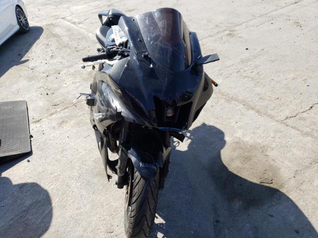 JYARM38Y9NA000972 - 2022 YAMAHA YZFR7 BLACK photo 9