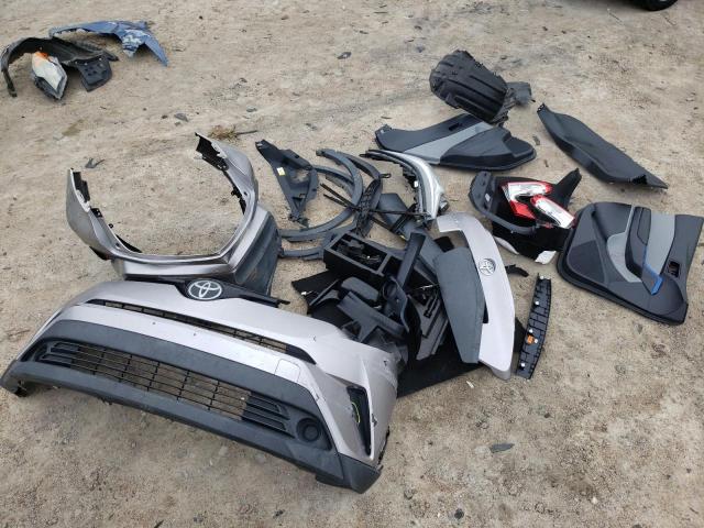 NMTKHMBX5KR074290 - 2019 TOYOTA C-HR XLE Plata foto 13