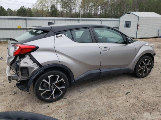 NMTKHMBX5KR074290 - 2019 TOYOTA C-HR XLE Plata foto 3