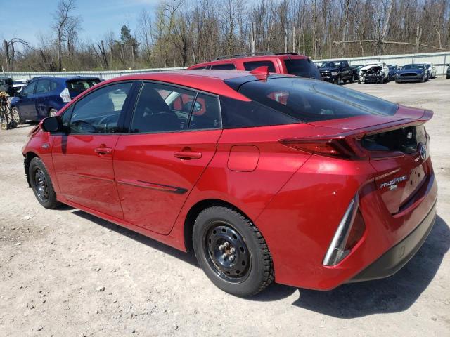 JTDKARFP9J3090909 - 2018 TOYOTA PRIUS PRIM RED photo 2