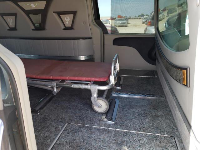 2C4RC1BG1FR618490 - 2015 CHRYSLER TOWN & COU TOURING GRAY photo 11