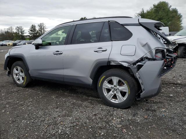 JTMP1RFV4LD529404 - 2020 TOYOTA RAV4 XLE SILVER photo 2