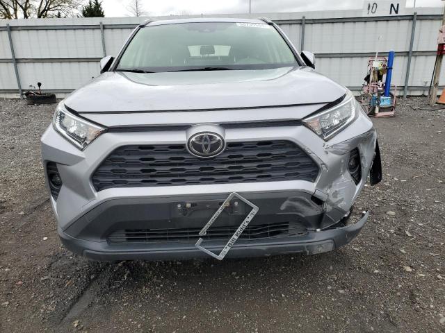 JTMP1RFV4LD529404 - 2020 TOYOTA RAV4 XLE SILVER photo 5