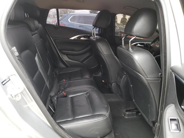 SJKCH5CP1JA058137 - 2018 INFINITI QX30 BASE SILVER photo 10