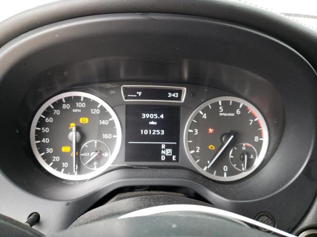 SJKCH5CP1JA058137 - 2018 INFINITI QX30 BASE SILVER photo 9