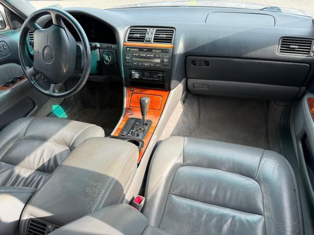 JT8BH28F7W0101937 - 1998 LEXUS LS 400 GRAY photo 9