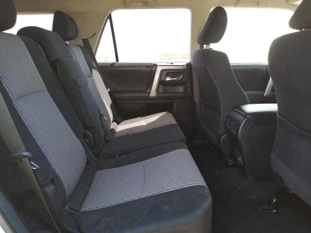 JTEMU5JR2M5895222 - 2021 TOYOTA 4RUNNER SR5/SR5 PREMIUM 银色 照片 11