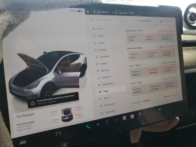 7SAYGDEEXRA327675 - 2024 TESLA MODEL Y GRAY photo 9