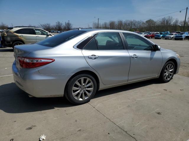 4T1BF1FK6FU889986 - 2015 TOYOTA CAMRY LE ვერცხლისფერი ფოტო 3