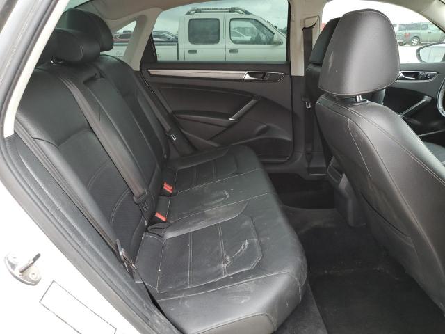 1VWDT7A31HC066865 - 2017 VOLKSWAGEN PASSAT R-LINE ვერცხლისფერი ფოტო 10