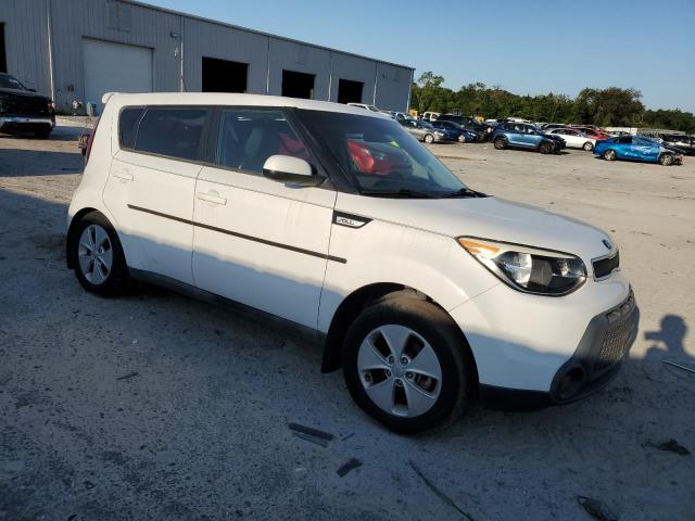 KNDJN2A21F7223875 - 2015 KIA SOUL WHITE photo 4