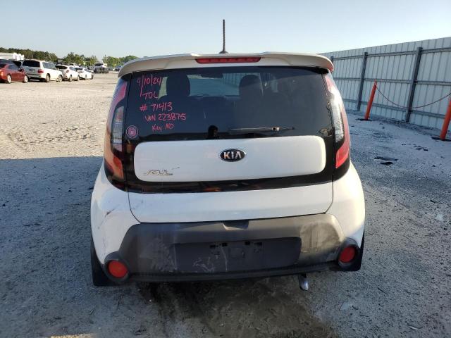 KNDJN2A21F7223875 - 2015 KIA SOUL WHITE photo 6