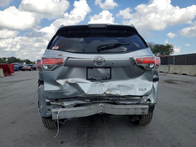 5TDKKRFH7ES017516 - 2014 TOYOTA HIGHLANDER XLE 银色 照片 6