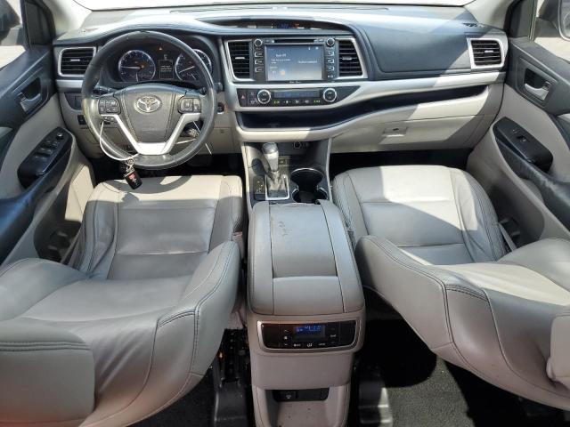 5TDKKRFH7ES017516 - 2014 TOYOTA HIGHLANDER XLE 银色 照片 8