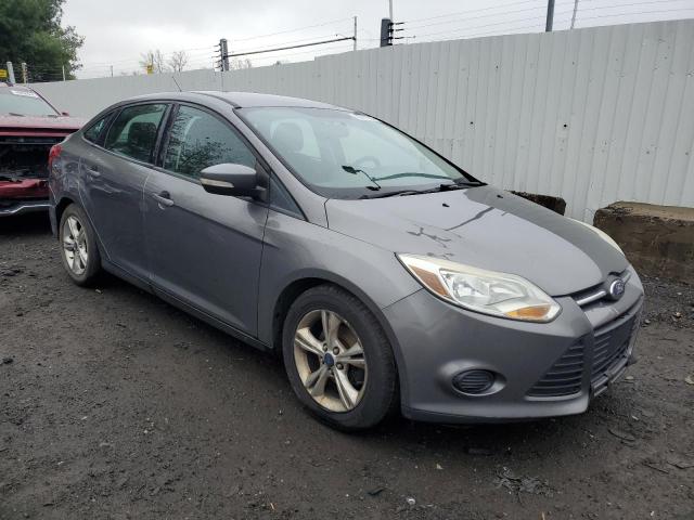 1FADP3F25EL401885 - 2014 FORD FOCUS SE GRAY photo 4