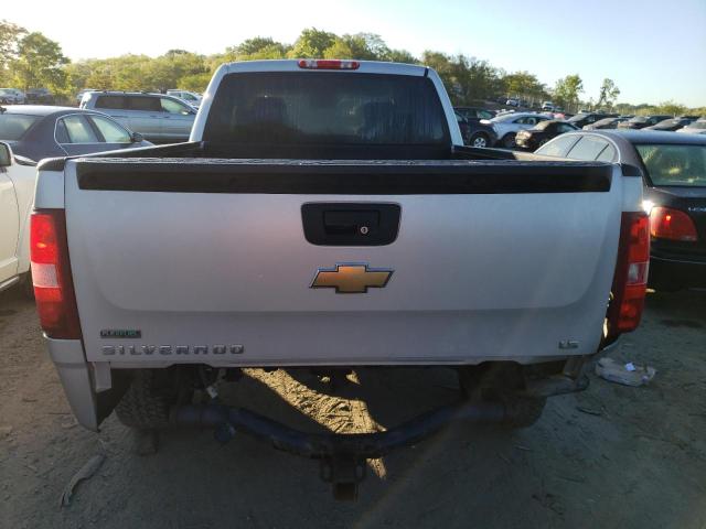 1GCRKREA2BZ254301 - 2011 CHEVROLET SILVERADO K1500 LS SILVER photo 6