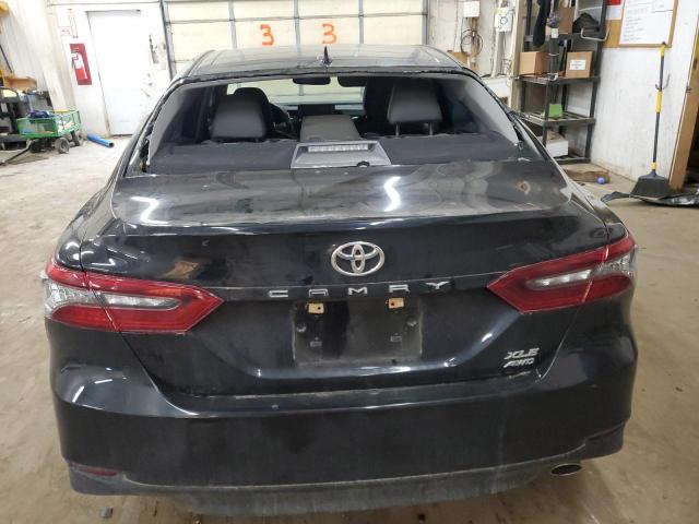 4T1F11BK4MU025540 - 2021 TOYOTA CAMRY XLE BLACK photo 6
