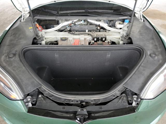 5YJSA1E17HF208645 - 2017 TESLA MODEL S GREEN photo 11