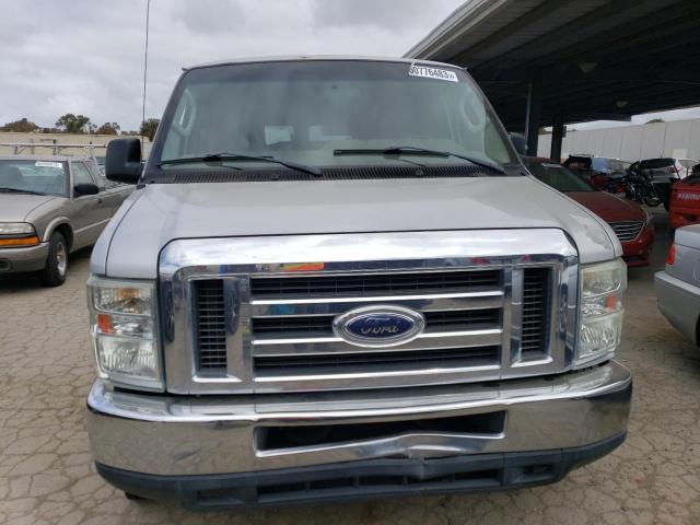 1FBNE31L49DA43722 - 2009 FORD ECONOLINE E350 SUPER DUTY WAGON SILVER photo 5